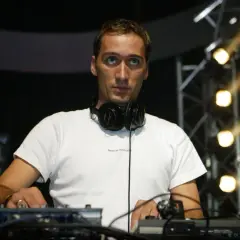 Najlepsi DJ-e na świecie: Kim są gwiazdy muzyki elektronicznej?