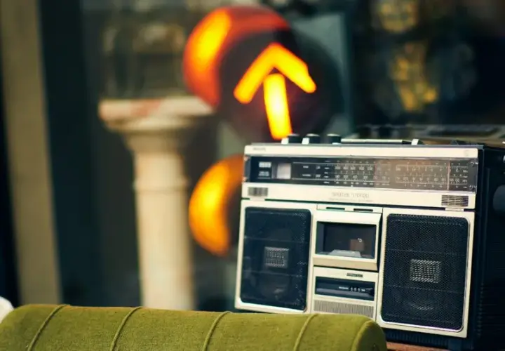 Dźwięk stereo: Jak działa i dlaczego robi tak wielkie wrażenie?