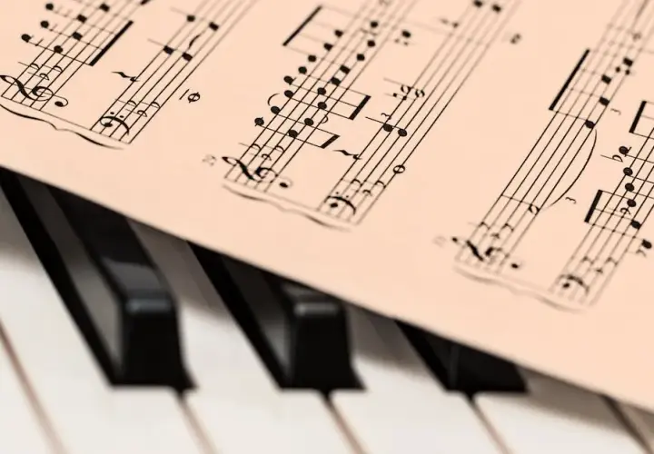 Oznaczenia dynamiczne w muzyce - najważniejsze symbole dźwięku