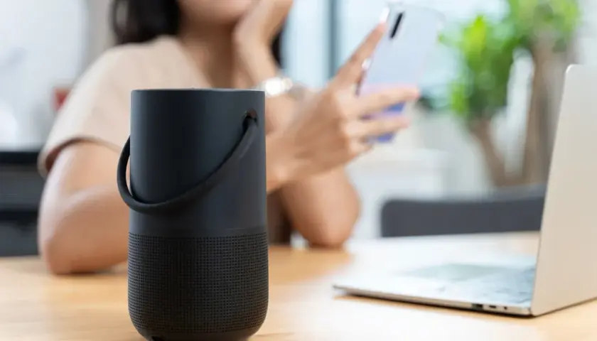 Głośniki Bluetooth z radiem – który model wybrać do nieprzerwanej rozrywki?