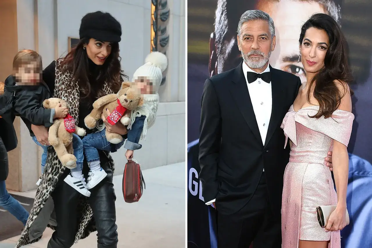 Amal Clooney z dwójką dzieci i pluszakami, obok George Clooney w smokingu.